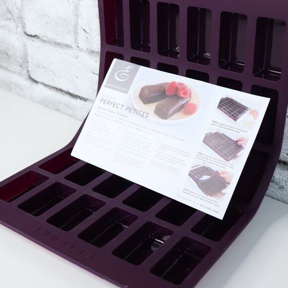 Brand New Epicure Silicone Perfect Petites Baking Pan 15"x10" Makes 30 - Picture 2 of 11